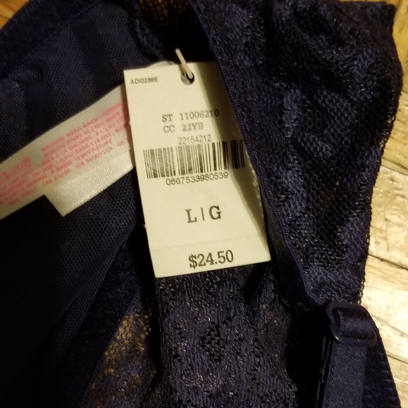 Victoria's Secret Pink Bralette NWT - Picture 2 of 2